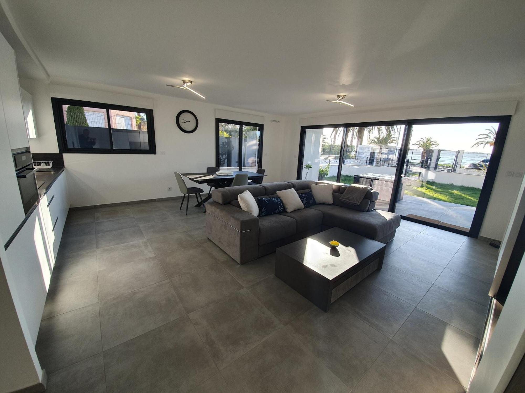 T3 Neuf Avec Terrasse Et Jardin Face A La Mer Bandol Buitenkant foto