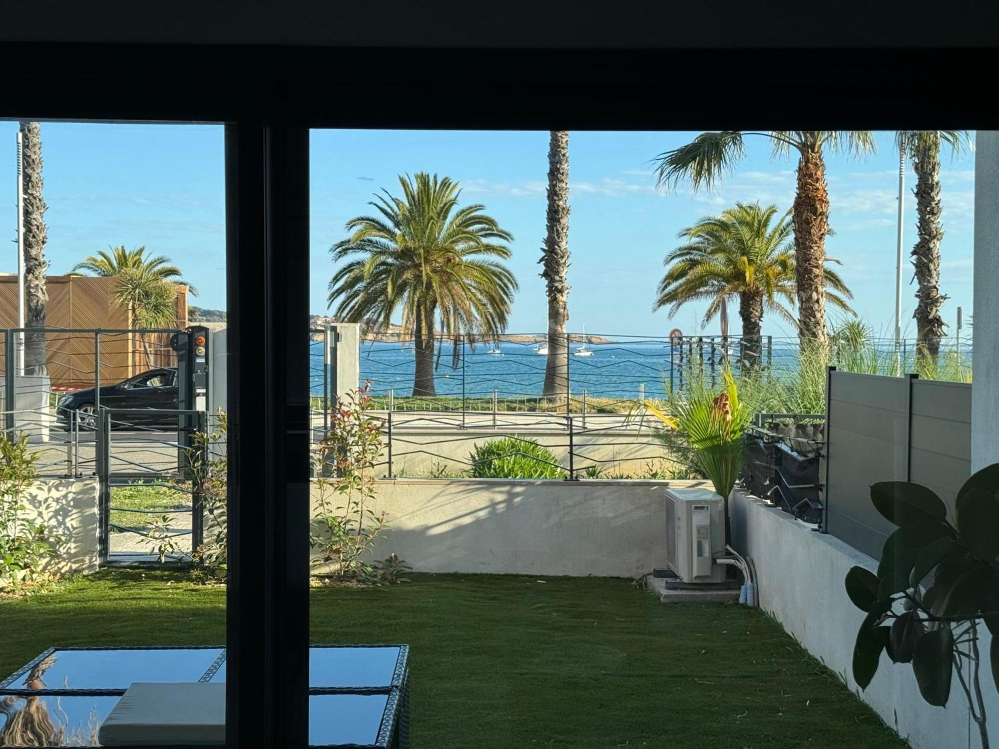 T3 Neuf Avec Terrasse Et Jardin Face A La Mer Bandol Buitenkant foto